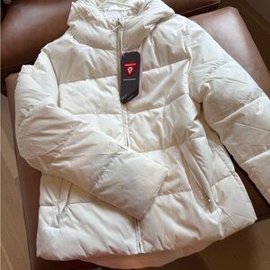 NWT Hooded Tavi Jacket